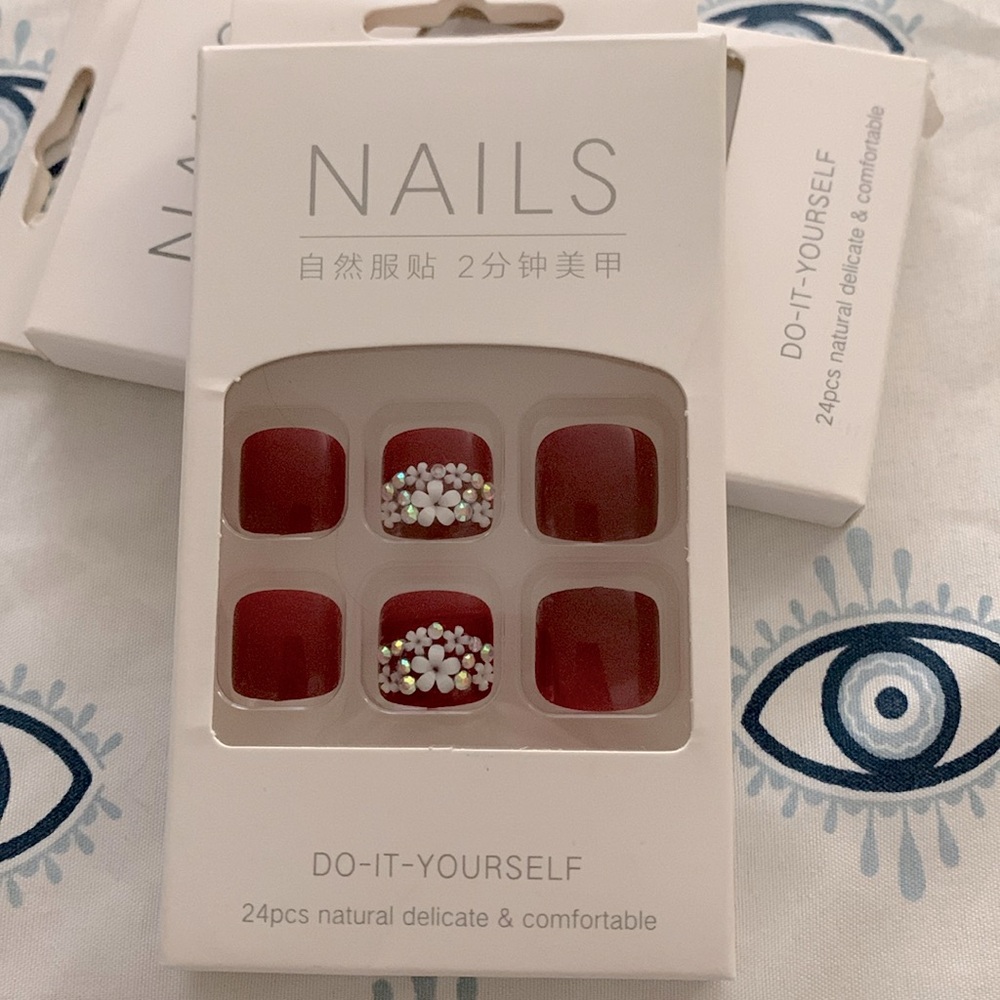 Press on nails for toes🦶